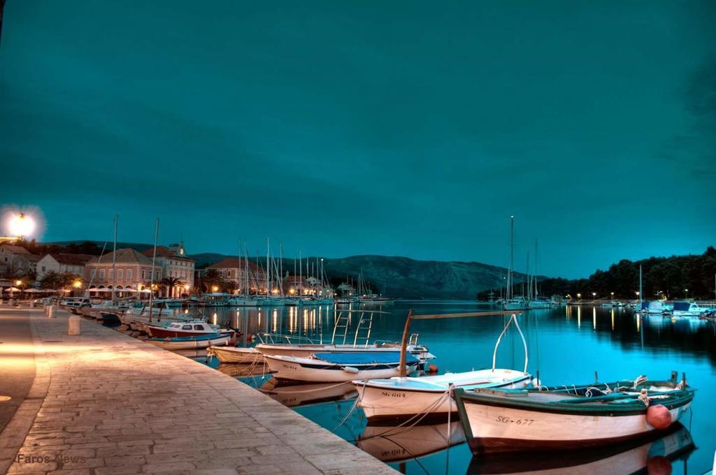 Apartments Antonio Stari Grad Kültér fotó